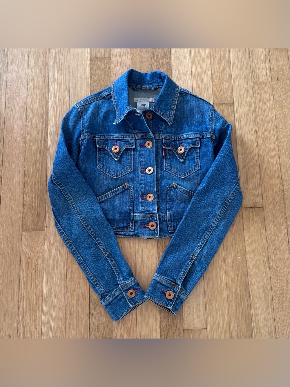 Vintage Levi’s Denim Jacket Cropped Y2K Jean Jacket Type 3 Small 2000s Womens
